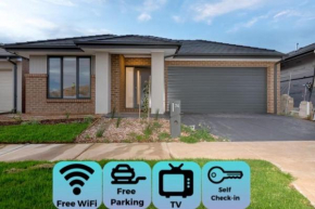 ResortStyle 4BR House with parking, Werribee